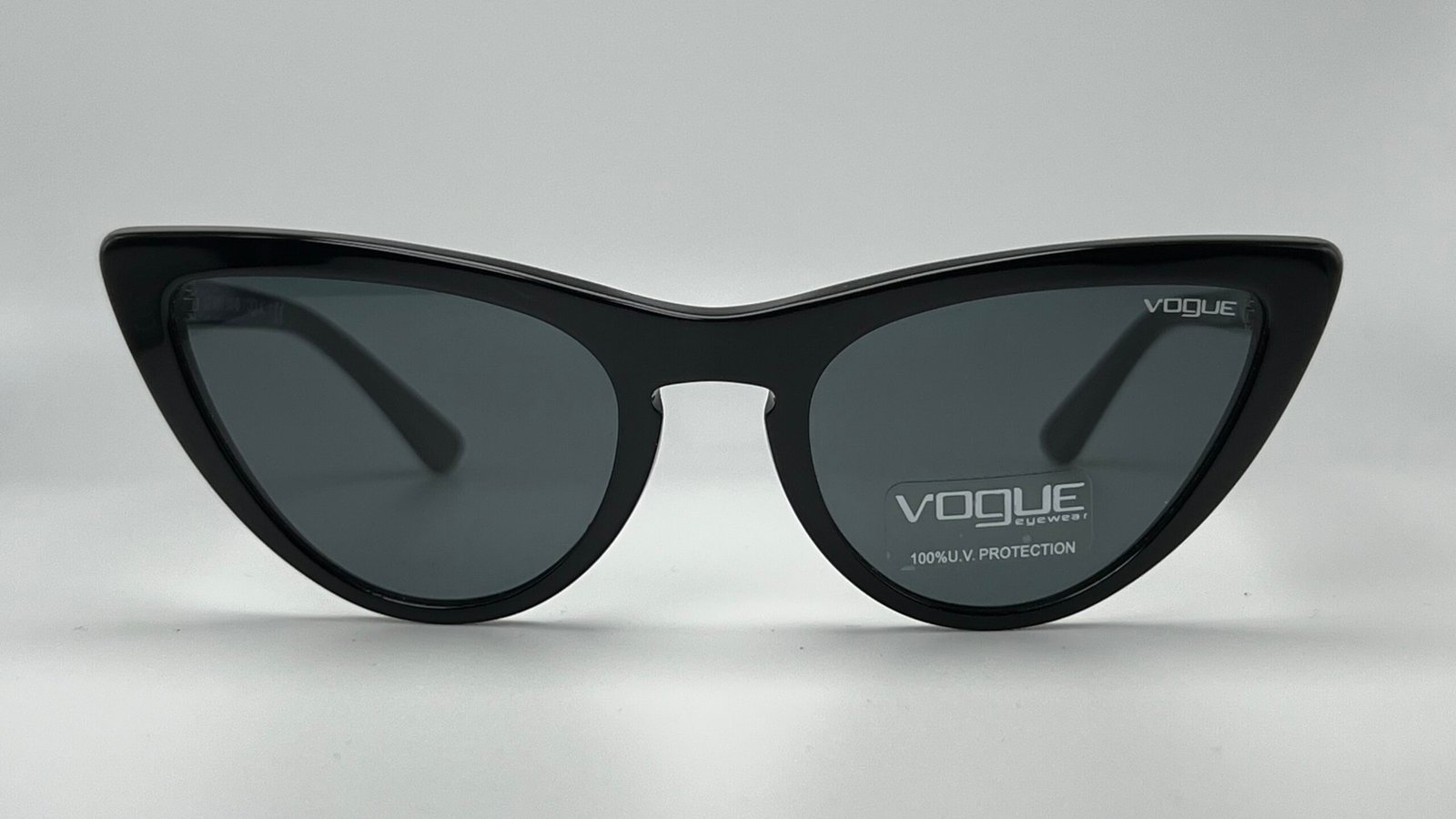 Vogue VO5211-S W44/87